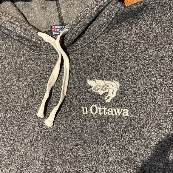 University of Ottawa Hoodie - Picture 2 of 5